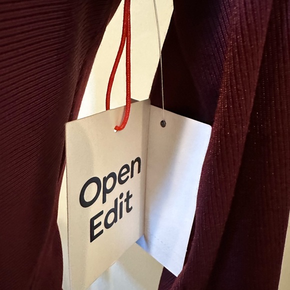 NWT Open Edit Burgundy London Wrap Front, Long Sleeve, Cropped Shirt SZ Medium - Picture 4 of 4